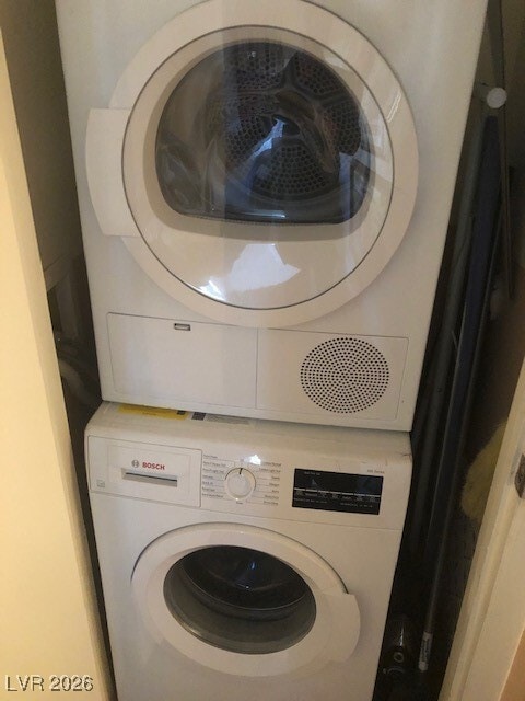 Building Photo - 5710 E Tropicana Ave