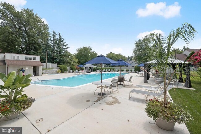 Building Photo - 5 Whitebridge Ct