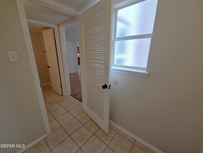 Building Photo - 12640 Gilded Sun Dr