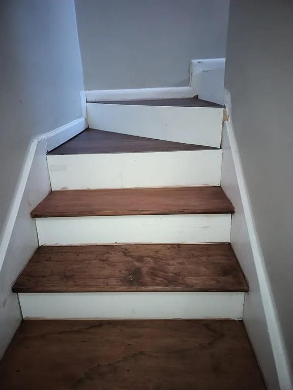 Building Photo - 3405 Cobbs Ferry Dr