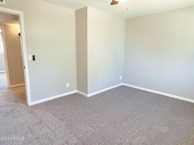 Building Photo - 6845 E Osborn Rd
