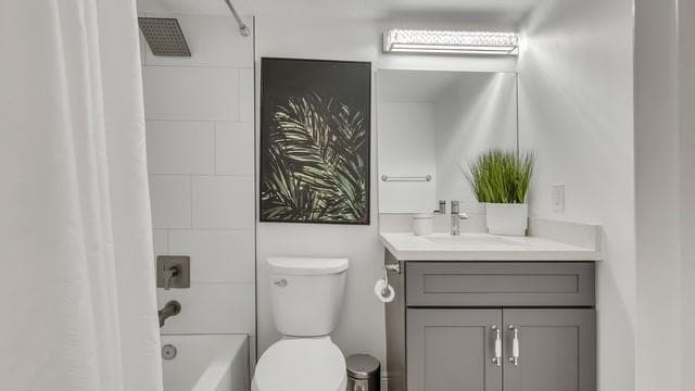 Building Photo - 2907 NE 8th Terrace