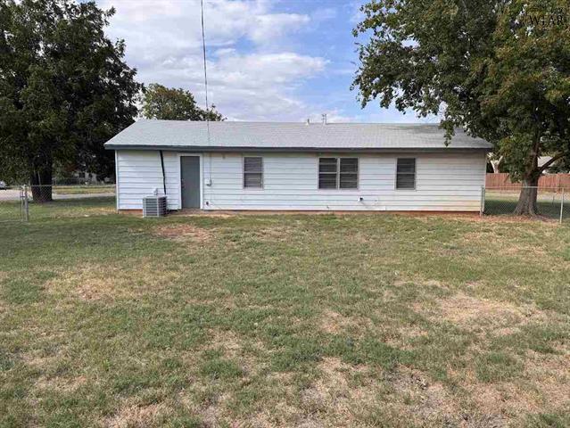 Building Photo - 1401 E Cortez Dr
