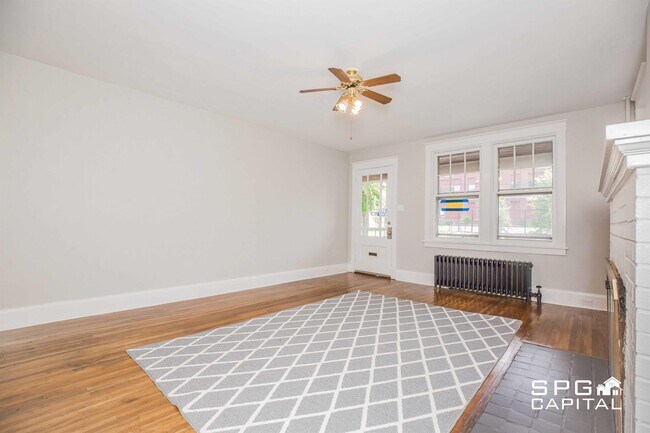 Building Photo - 516 Radnor St
