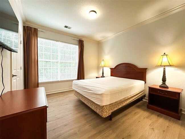 Building Photo - 1351 Tuscan Terrace