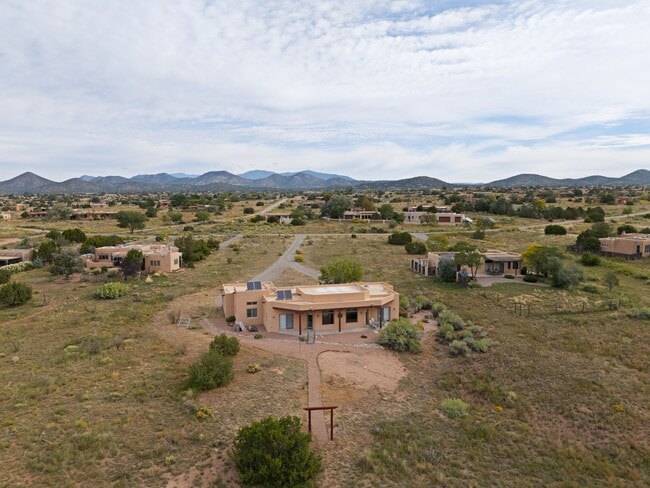 Building Photo - 74 Monte Alto Rd