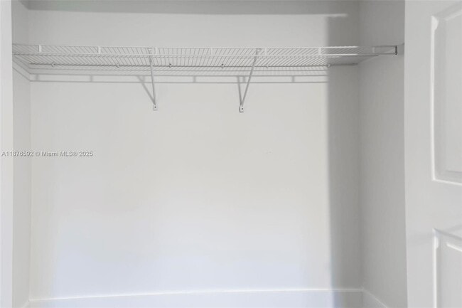 Building Photo - 2716 SW 180th Ave