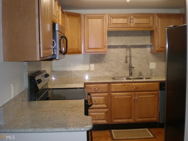 Building Photo - 1962 Spectrum Cir