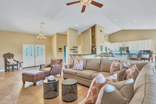 Building Photo - 45607 Pelican Hill Ct