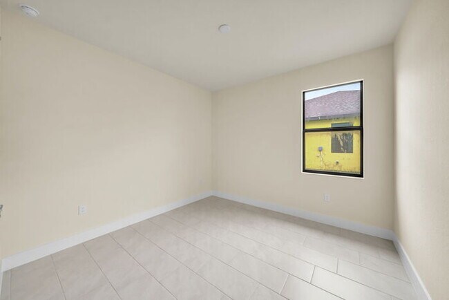 Building Photo - 2102 Andalusia Blvd