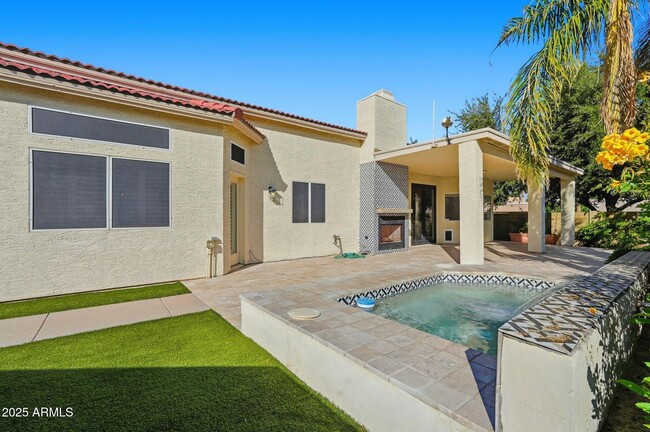 Building Photo - 11415 N 44th St