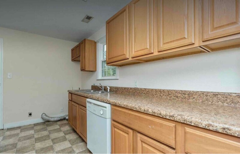 Building Photo - 1105 E Williams Cir