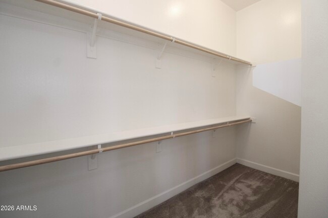 Building Photo - 1024 E Curry Rd