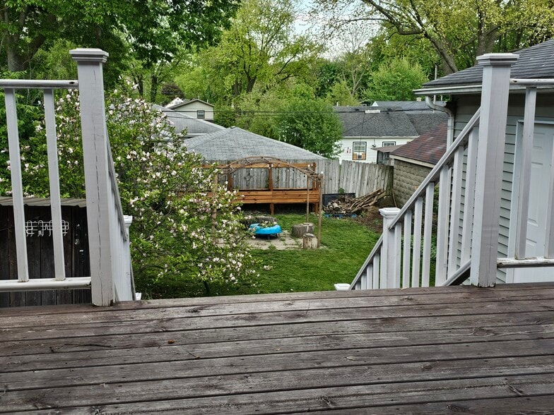 Backyard - 521 Memphis Ave