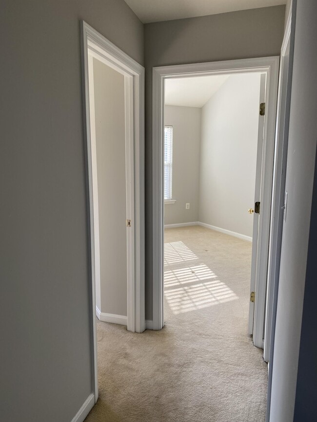 Building Photo - 13851 Palisades St