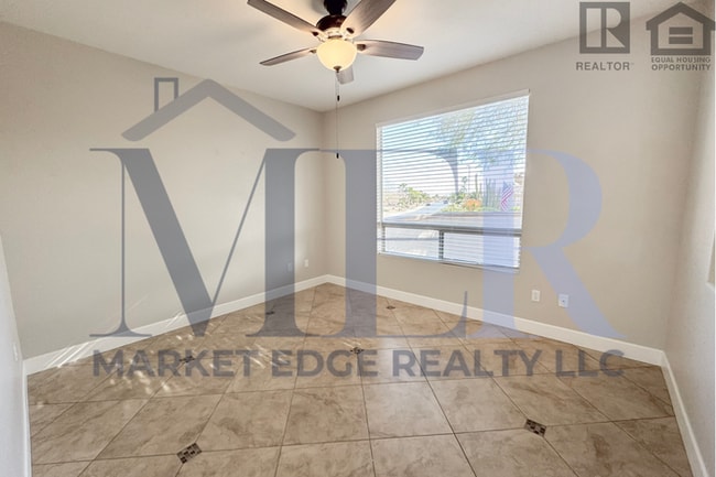 Building Photo - 2Bed/2Bath House in North Surprise! $199 MOVE-IN SPECIAL! Ready for Immediate Move-In!