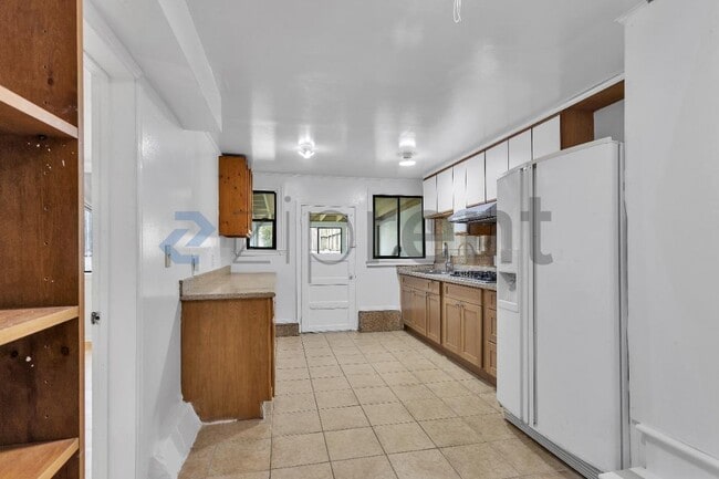 Building Photo - 1578 43rd Ave