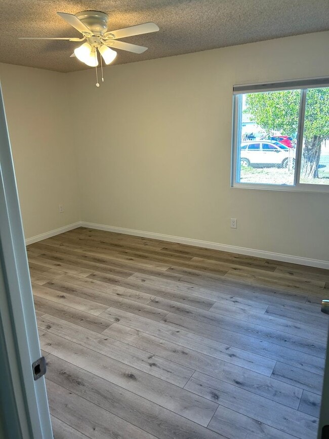 Building Photo - Beautiful Remodeled 3 bedroom 2 bath single family home Chula Vista! Ready for move in 1/17/2026!