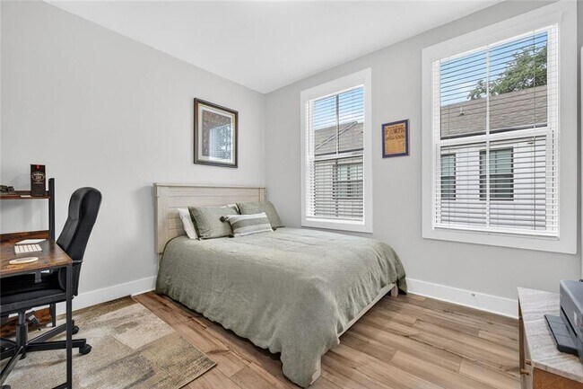 Building Photo - 4465 Dalston Dr