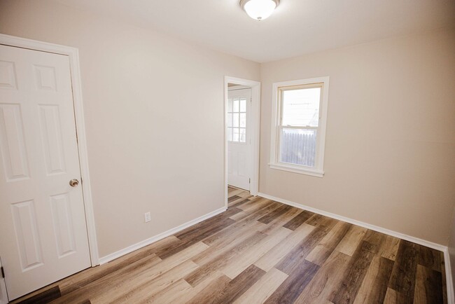 Building Photo - Remodeled two bedroom home - move in ready