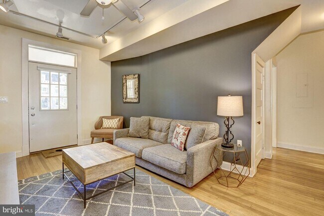 Building Photo - 4114 New Hampshire Ave NW