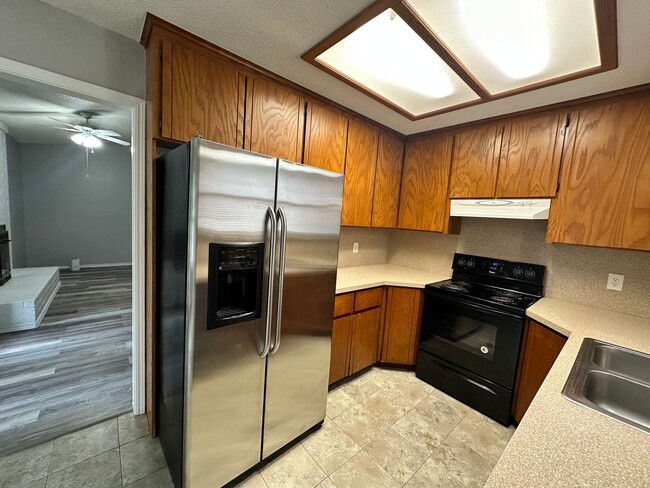 Building Photo - 3bed/2bath Home Available in Norman!