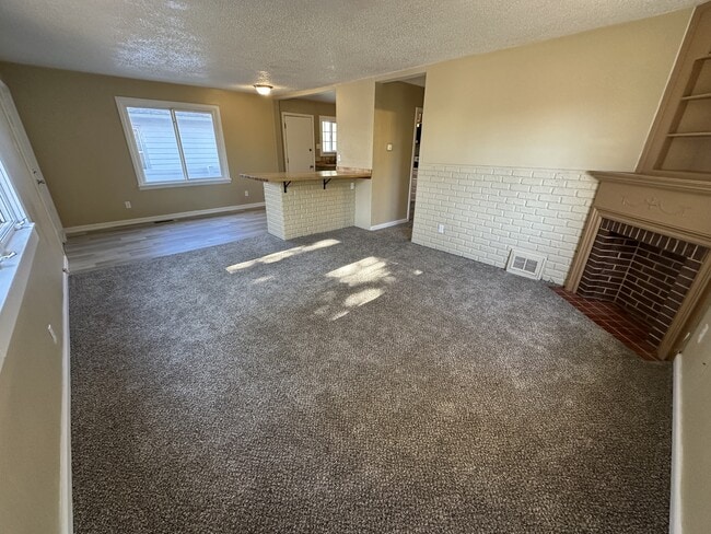 Primary Photo - 3609 1st Ave N