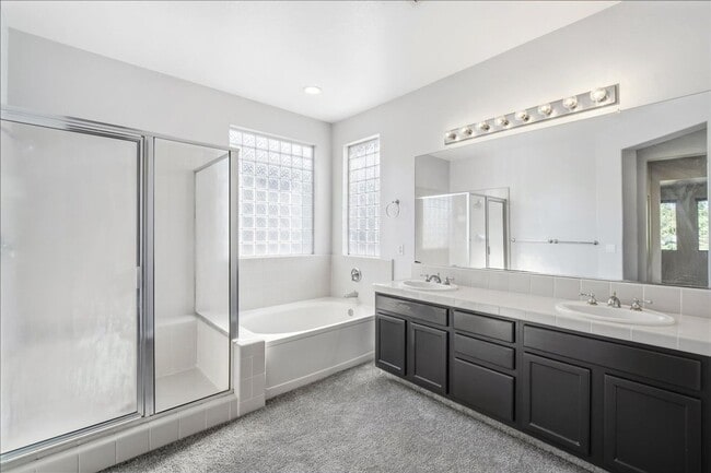 Building Photo - 121 Conner Cir