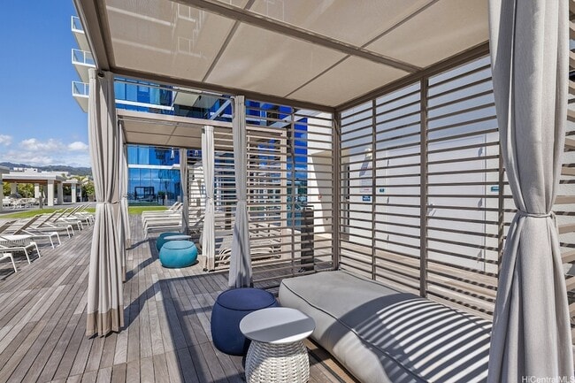 Building Photo - 629 Ke’eaumoku St