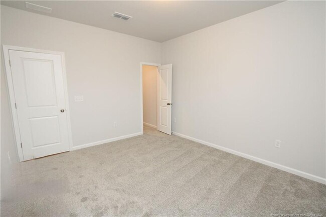 Building Photo - 461 Grange Farm Pl