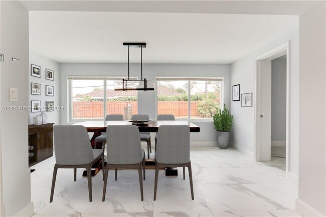 Building Photo - 465 NW 11th St