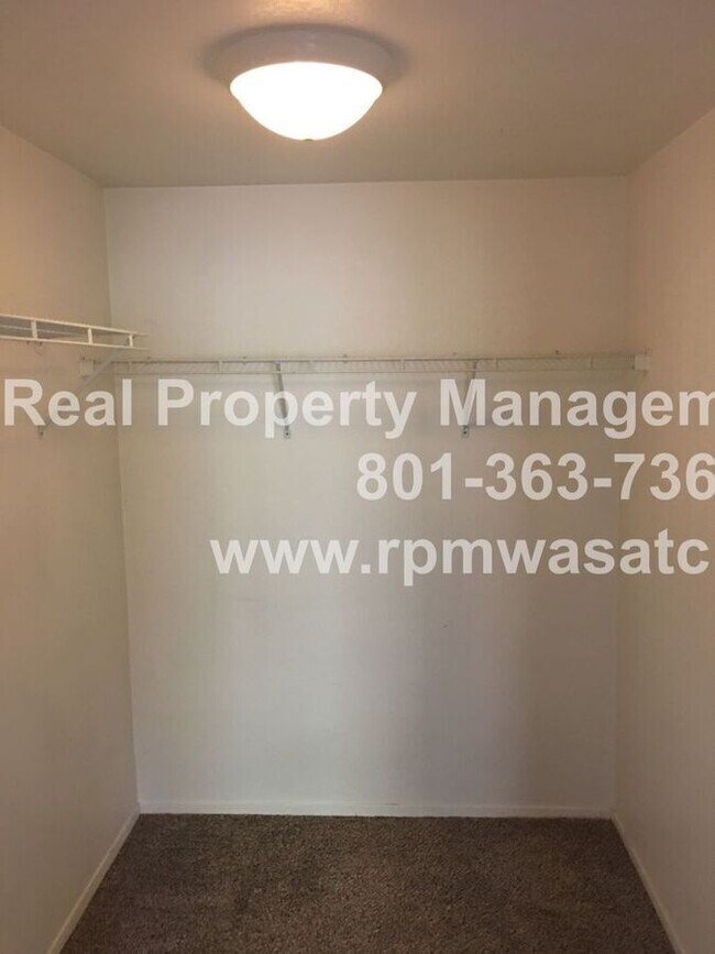 Building Photo - 531 S 900 E