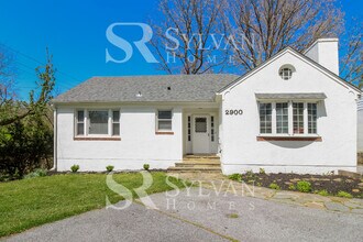 Building Photo - Remarkable Value. Unbeatable Location!