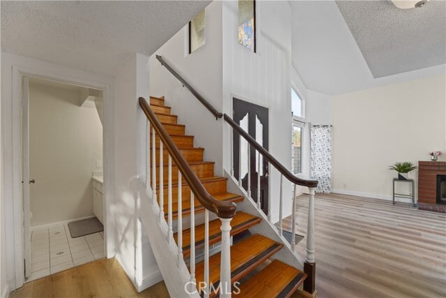 Building Photo - 1315 N Lighthouse Ln
