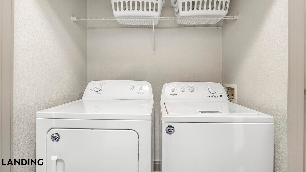 Building Photo - 18021 Kingsland Blvd