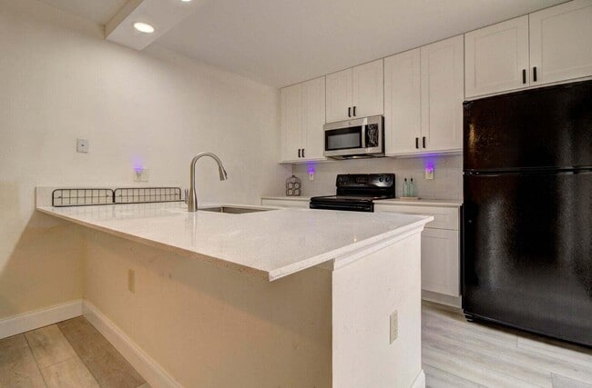 Building Photo - 593 Green Springs Pl