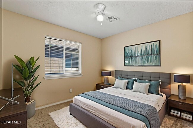 Building Photo - 12504 Jon Evans Dr