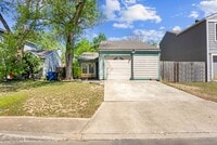 Building Photo - 9929 Village Briar