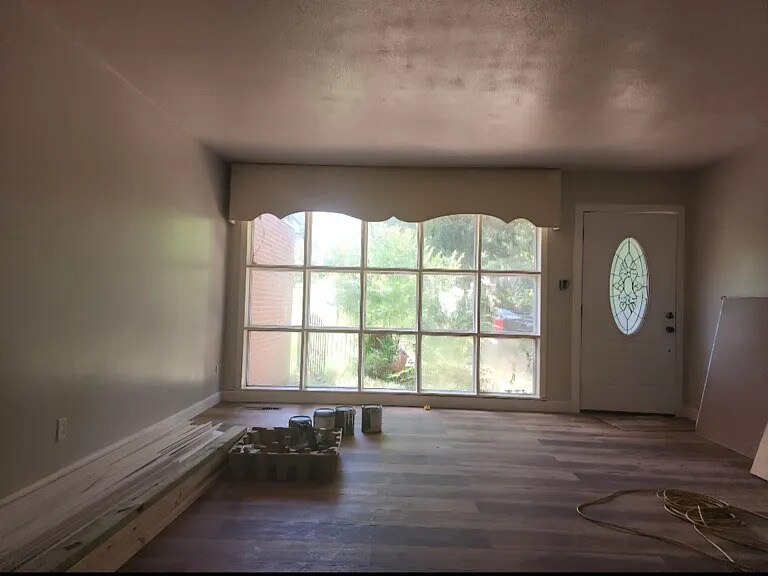 Building Photo - 126 Carter Cir