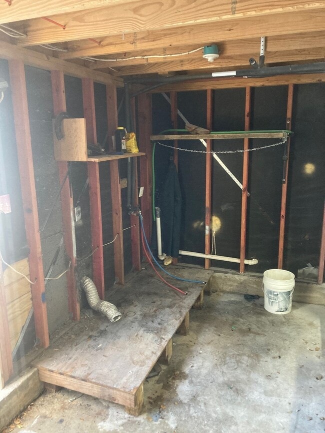 Building Photo - 4908 Ave Q 1/2