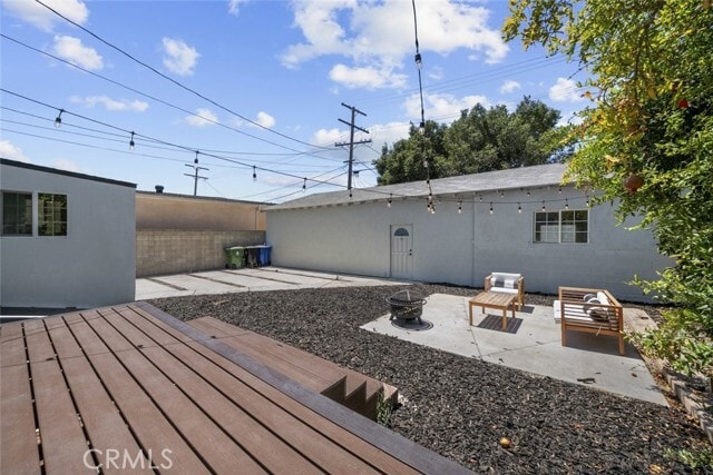 Building Photo - 1727 N Kenmore Ave