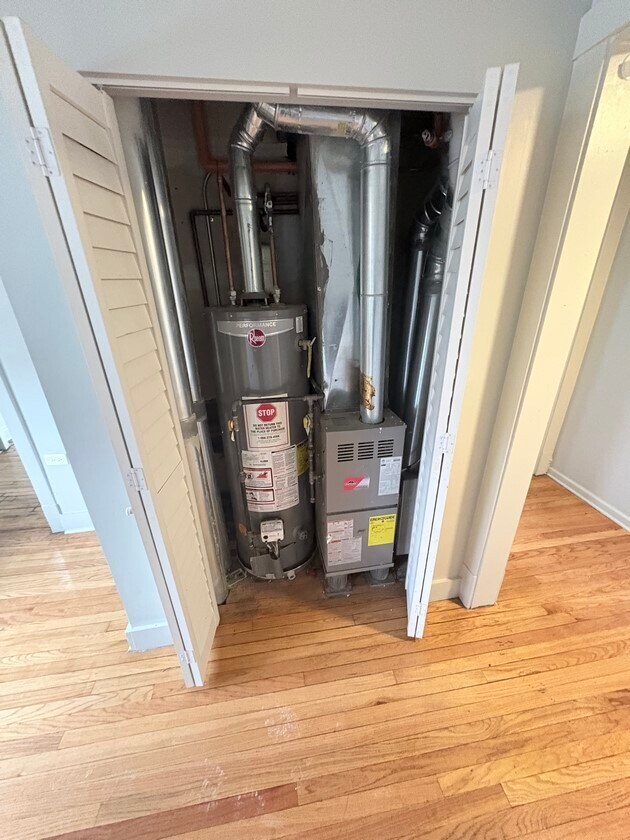 Building Photo - 5010 W 18th St