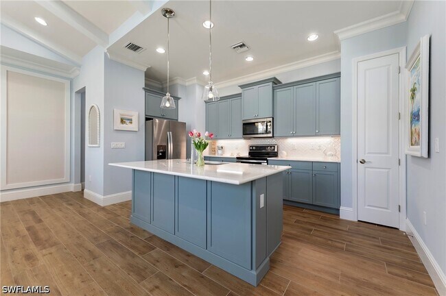 Building Photo - 7270 Saona CT