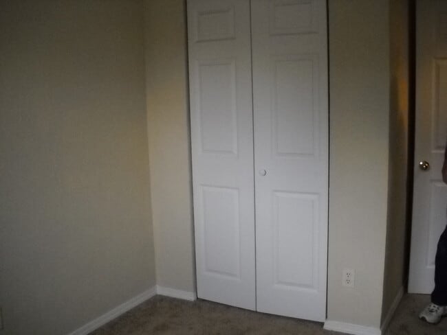 Building Photo - Palominas