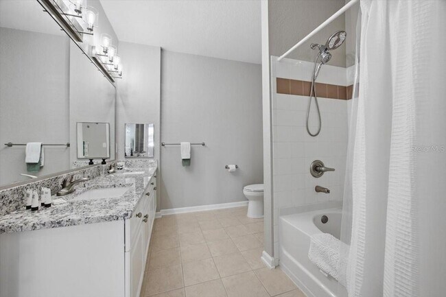 Building Photo - 301 Terrace Ridge Cir