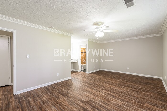 Building Photo - 3838 Willow Wood Way NW