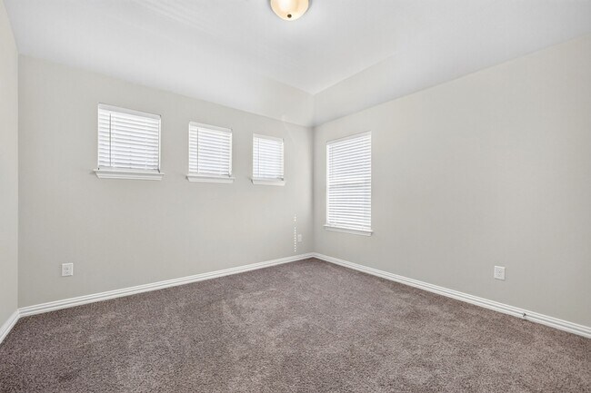 Building Photo - 125 Joshua Tree Ct