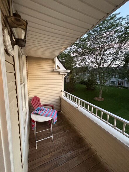 Building Photo - 1410 Pinhorn Dr
