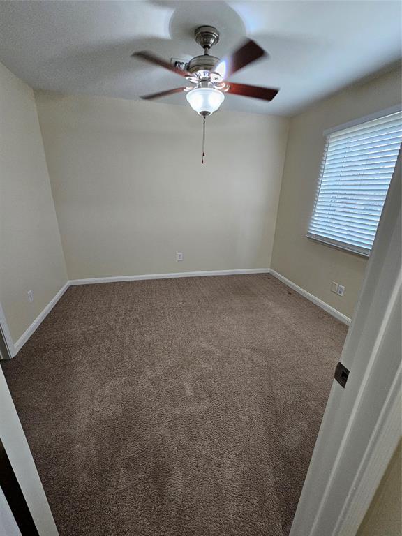 Building Photo - 1809 Saxony Ln