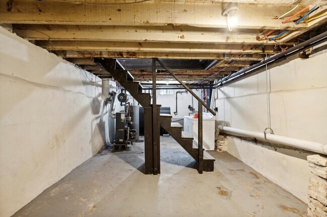 Building Photo - 1212 Day St